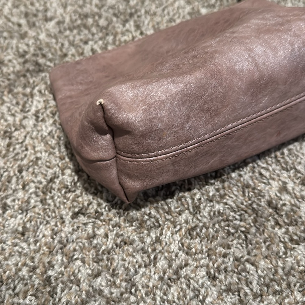 TOMMY BAHAMAS Shoulder Bag - Picture 7 of 7